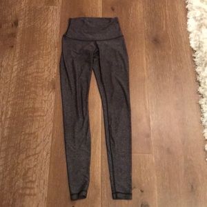 Heather grey Lululemon leggings